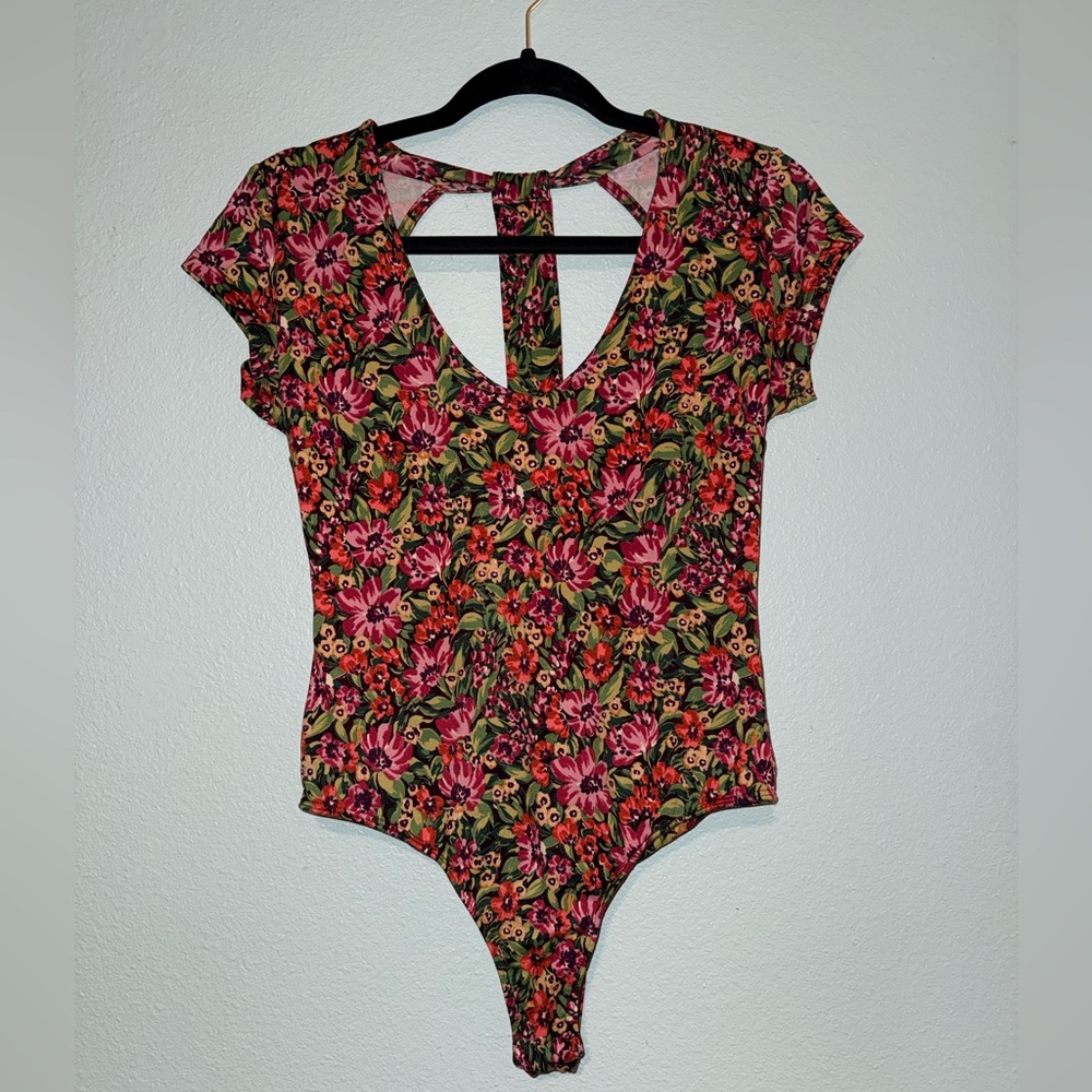 Lulu's Multicolor Floral Bodysuit Size M